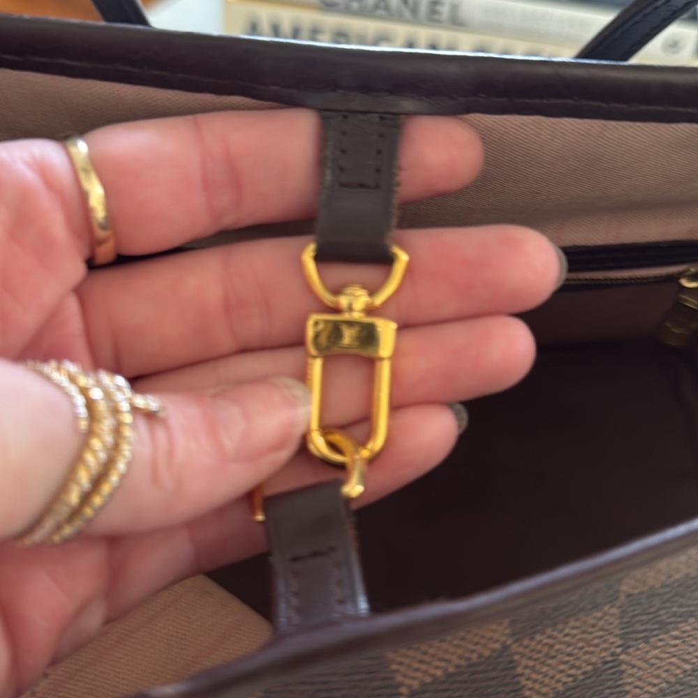 Louis Vuitton Neverfull MM - Picture 6 of 7